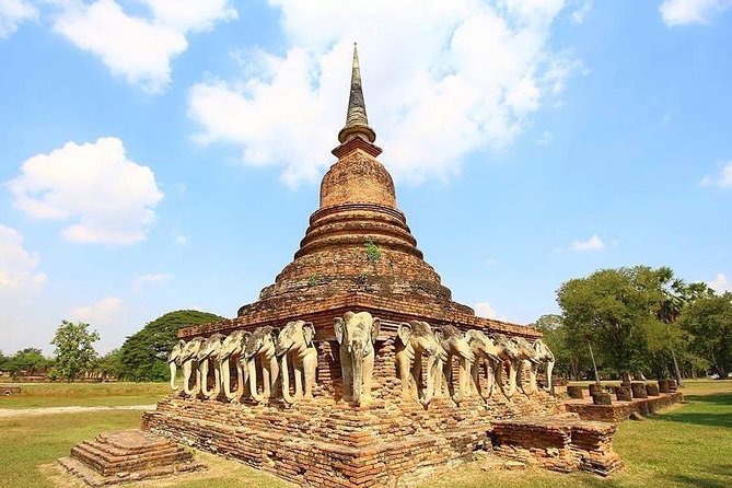 1 Day Sukhothai Historical Park from Chiang Mai Private Tour - The 7:00 AM Start and Hotel Pickup/Drop-Off Reality
