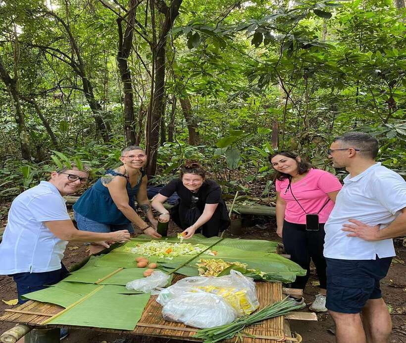 1 Day Trekking in Chiang Rai forest (walk only) - Tea plantations and a Chinese village walk