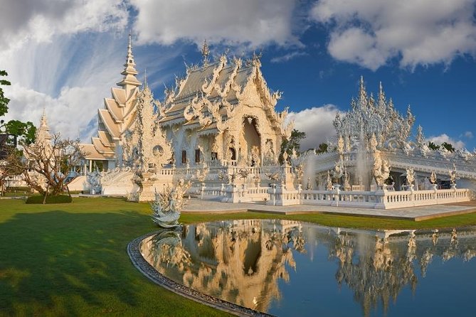 2-Day Best of Chiang Rai from Chiang Mai Private Package - The Art Historian Guide: Why the Commentary Changes Everything