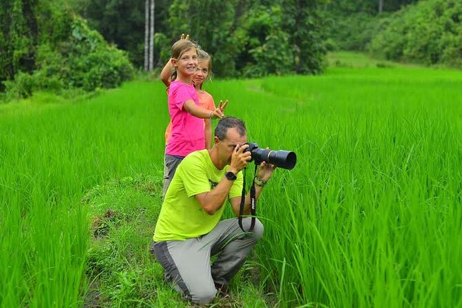 2 Days Hiking Tour in Chiang Mai - Day 1 starts with a market stop and a jungle lunch at Mae Saphok Waterfall