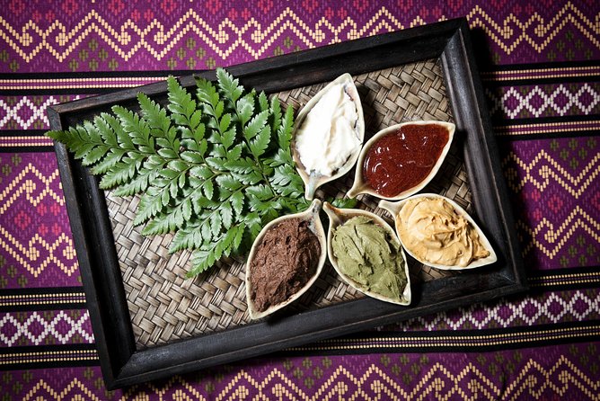 2 Hrs Sense of Relax (Body Scrub with Aroma oil massage) - The little comforts: cool towels, foot salt, and zen details