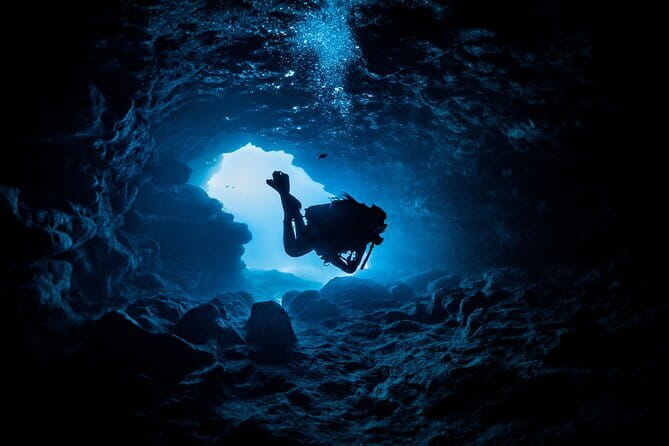 3 Fun Dives King Cruiser Wreck and Koh DokMai for Certified diver - King Cruiser Wreck at 30 meters: the reason most people book