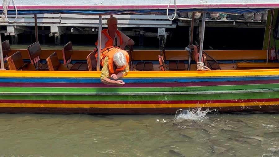 3 Hrs Private boat Tour Bangkok Floating Market by Flat Boat - Wat Pak Nam Phasi Charoen: the 69-meter Buddha and sacred relic pagoda