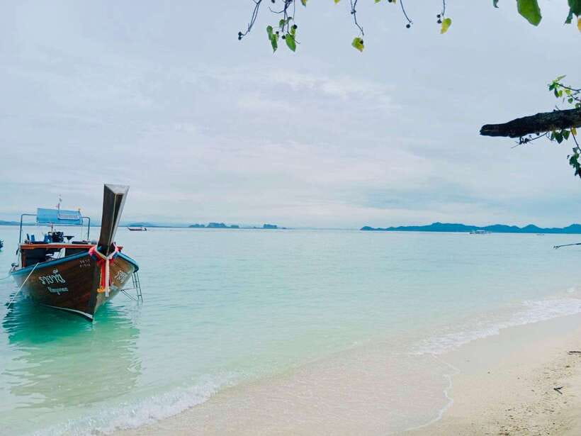 4-Island Tour from Koh Lanta to Koh Kradan with Beach Lunch - Ko Kradan snorkeling: what to expect when reefs look different than photos