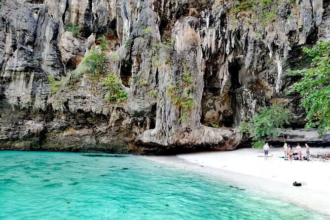 4 Islands Sunset Private Tour - Island Stop 2: Tup Island, Tide Changes, and Marine Life Time