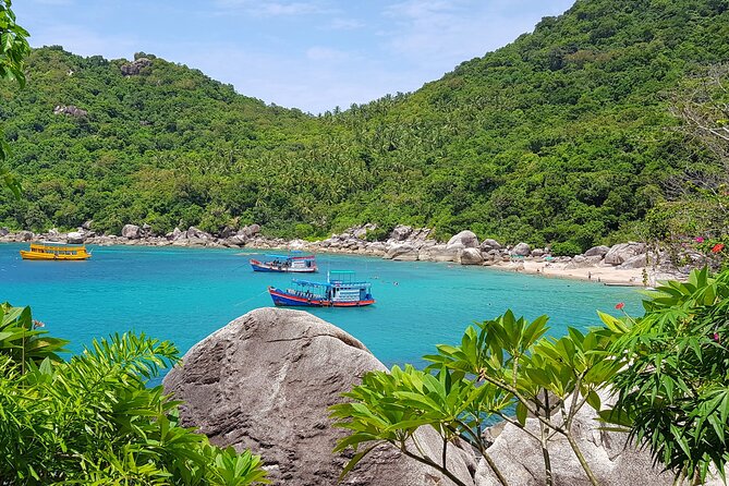 5 Islands Full-Day Tour Around Koh Tao and Koh Nangyuan - Koh Nangyuan beach walk and the viewpoint climb: not just snorkel time