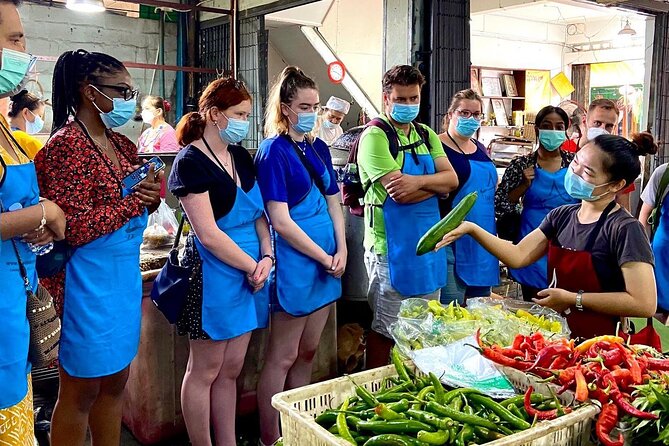 6-Hour Akha Tribe Culture and Cooking Class in Chiang Mai - Outdoor kitchen + air-conditioned dining: comfort where it counts