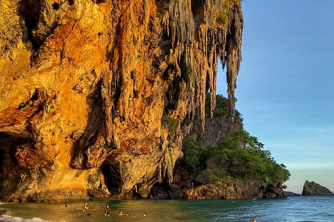 7 Island sunset tour by Speedboat | Catamaran plus BBQ & Plankton - Why this 7-island sunset route beats doing it on your own