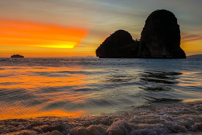 7 Island sunset tour by Speedboat | Catamaran plus BBQ & Plankton - Railay East Beach: the easy first stop and a good warm-up