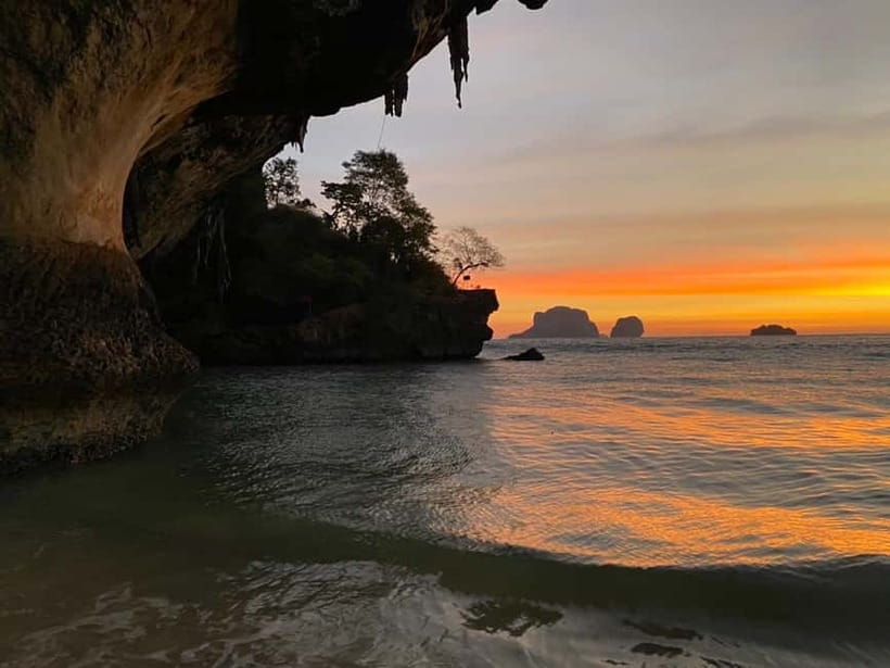7 Islands sunset tour plus bioluminescent plankton + BBQ - Safety, Boat Comfort, and What to Bring (and Skip)