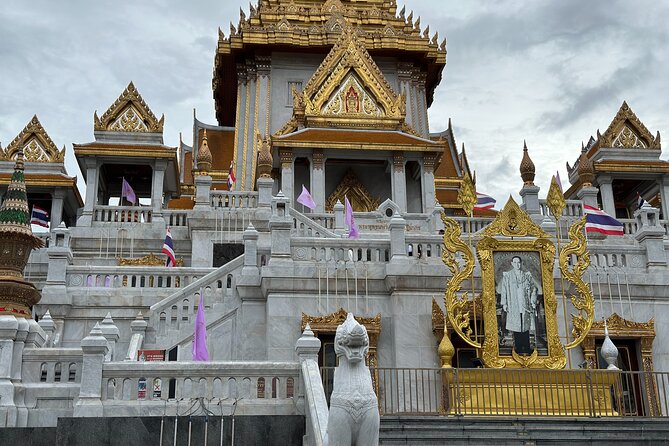 8 Hours Tuk Tuk Private Tour within Bangkok Area: Customed Trips - Wat Saket (Golden Mount): panoramic views for your last temple hour
