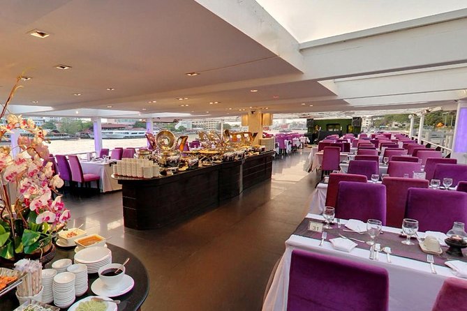 Amazing Chaophraya Dinner Cruise Experience - Live Music and Dancing: When the Cruise Turns Into a Party