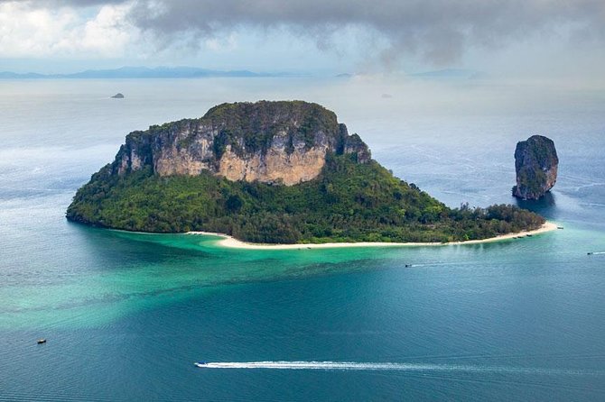 Amazing Krabi 7 Islands One Day Snorkeling Tour By Big Longtail Boat - Why a big longtail boat day fits Krabi so well
