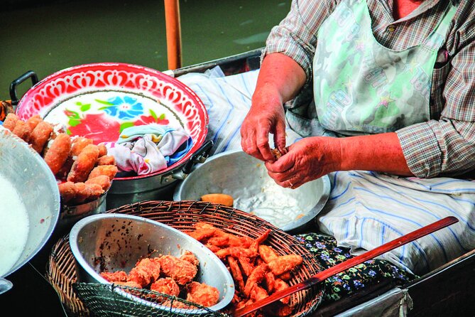Amphawa Boat Ride & Railway Market: Multi-Lang Private Tour - Amphawa Floating Market: canal-side shopping with real evening energy