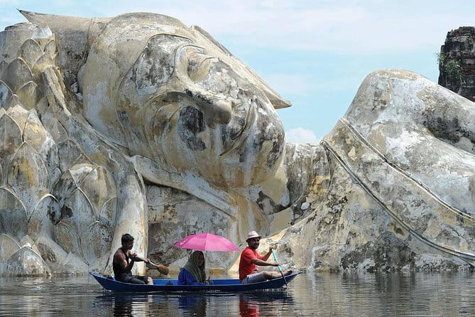 Ancient City & Temples of Ayutthaya ( UNESCO ) by River Cruise with Buffet Lunch - First stop: Bang Pa-In Palace before you hit the ruins