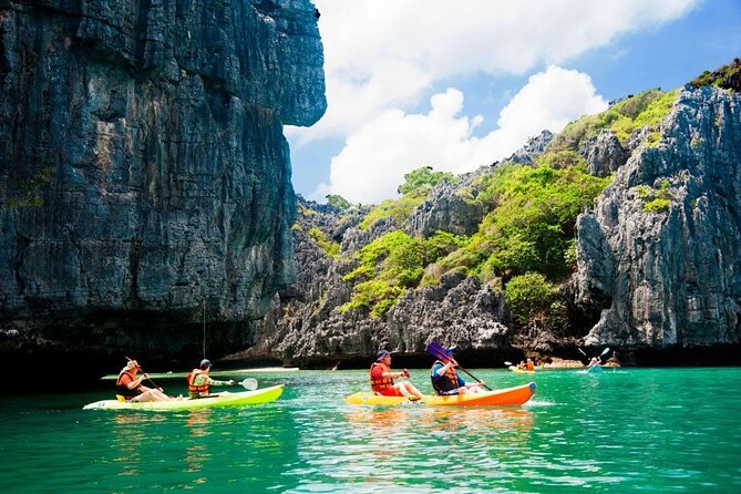 Angthong Marine Park Full-Day Speed boat Tour - Stop 4: Ko Sam Sao Lunch Buffet with Marine Park Views