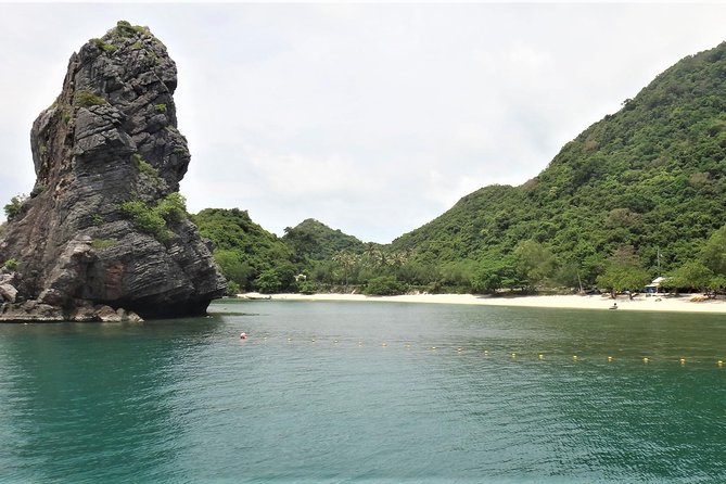 Angthong National Marine Park by Speed Boat from Koh Samui (Snorkeling&Kayaking) - Facilities and comfort on the island stops