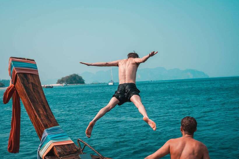 Ao Nang: 4 Island Awesomeness Adventure - Railay Beach and Phranang Cave: The Start That Sets the Scene