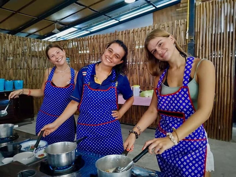 Ao Nang: Hands-on Learn to Cook 3 Popular Thai's street food - Timing, Spice Control, and the Reality of Getting There