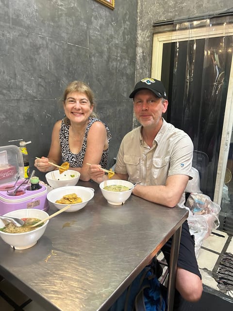 Authentic Street Food Tour in Chinatown I Bangkok - Guan Yin Shrine stop: seeing faith in the middle of the street