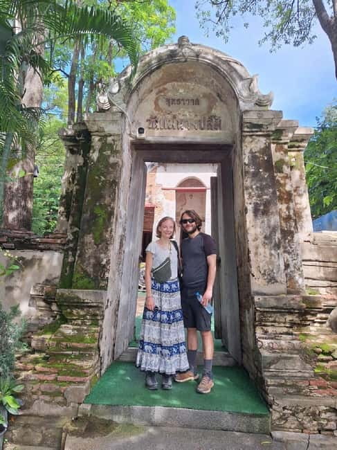 Ayutthaya: Colorful Slow Life Bicycle Tour with local guide. - Pacing and safety: the bike tour isn’t harder than it sounds