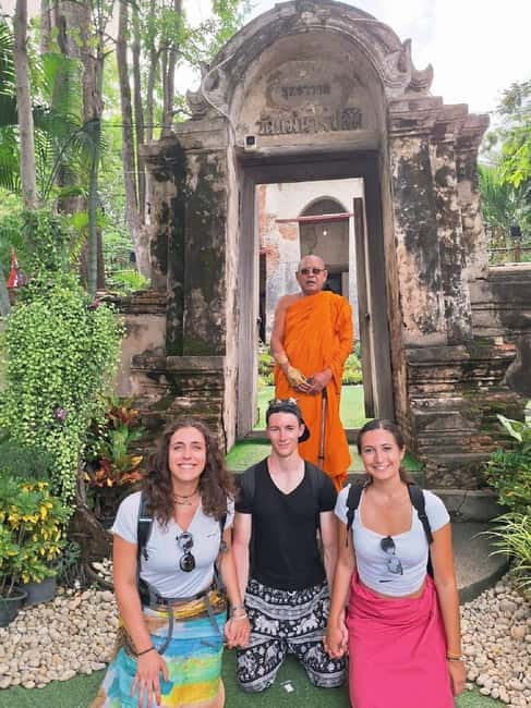 Ayutthaya: Colorful Slow Life Bicycle Tour with local guide. - The slow-life ride: 8 km of shaded roads, ruins, and roadside surprises