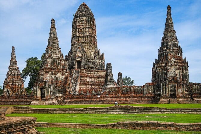 Ayutthaya Elephant Village ATV and Floating Market by Tuk Tuk - Sun Leisure ATV Palace: 2 hours off-road through Ayutthaya