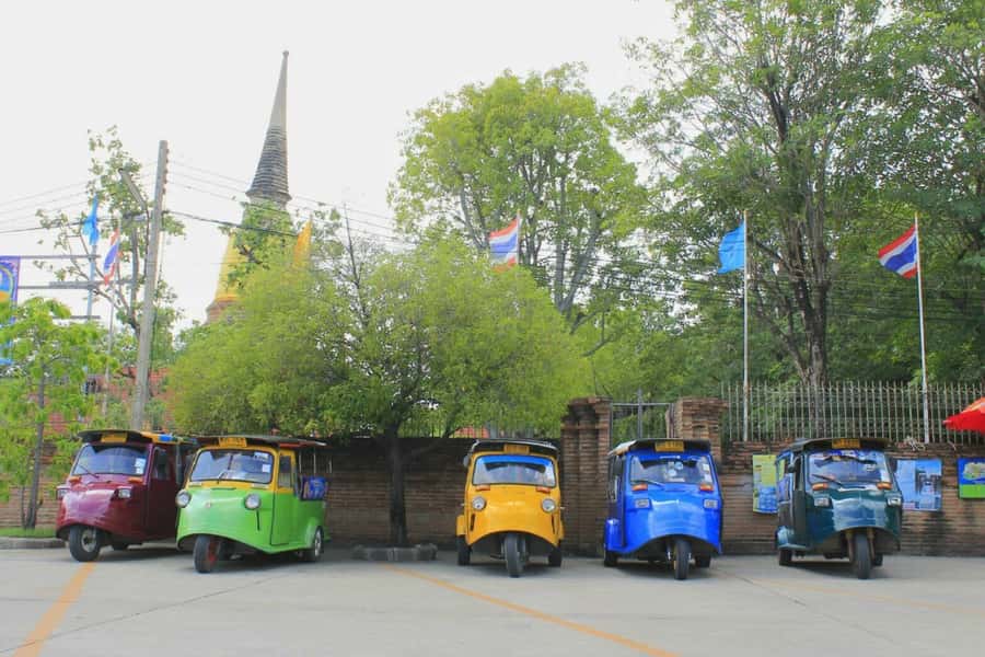 Ayutthaya Evening Tuk Tuk Temples Tour From Bangkok - Wat Phra Si Sanphet: The Royal-Palace Temple Look at Night