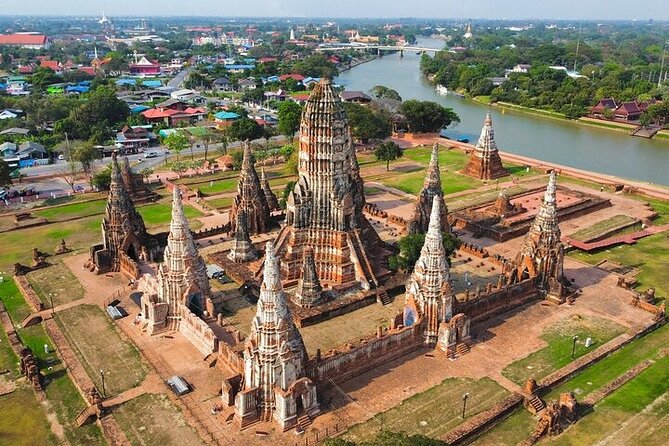 Ayutthaya Funky Frogy Tuk Tuk Experience With Famous Temple - Wat Mahathat: the iconic Buddha head and a surprisingly emotional stop