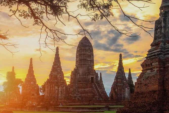 Ayutthaya Guided UNESCO Heritage Tour Including Lunch & Transfers - Wat Phra Sri Sanphet: royal power made stone