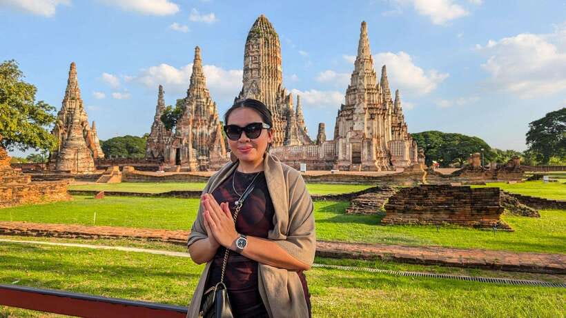 Ayutthaya: Private Boat Tour with Optional Temple Visits - Why a private longtail boat makes Ayutthaya feel calmer