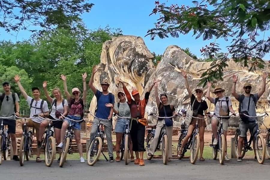 Ayutthaya: Sunset Bike Tour and Scenic Boat Ride - Ayutthaya at Sunset: A Bike Tour That Keeps the Timing