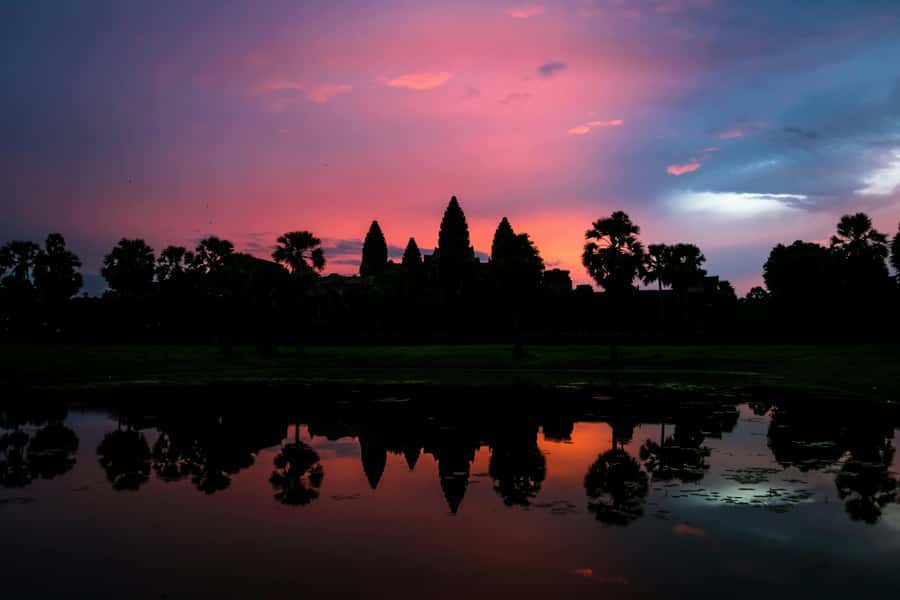 Ayutthaya: Sunset Bike Tour and Scenic Boat Ride - Food and Meals: Thai Lunch Included, Plus Short Tasting Stops