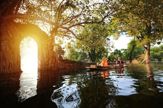 Ayutthaya Sunset Boat & UNESCO Temples: Multi-language private tour from Bangkok - Private guide and hotel pickup: how the day actually runs