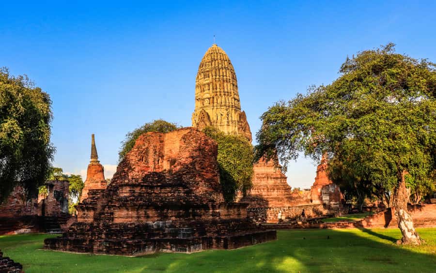 Ayutthaya: UNESCO Heritage Temples and Cafe Day Tour - Ayutthaya in Six Hours: What This Tour Gets Right