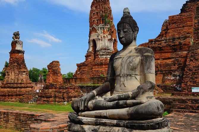 Ayutthaya UNESCO Temples Group Tour with Lunch - Wat Chaiwatthanaram: riverbank ruins and a temple built in 1630