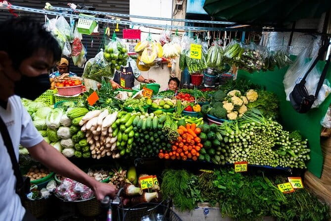 Backstreet Bangkok Exploring the Cradle of Thai Cooking - Meeting at Sam Yot MRT: start time and how to prep