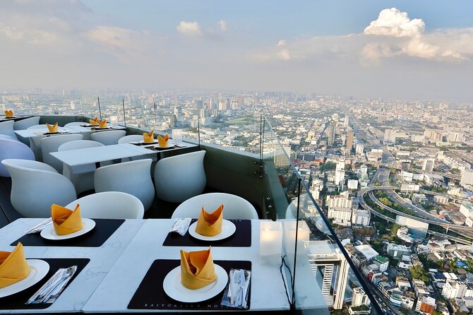 Baiyoke Sky Dinner Experience with Observation Deck Access - Lunch vs dinner: when to go for the best timing and flow