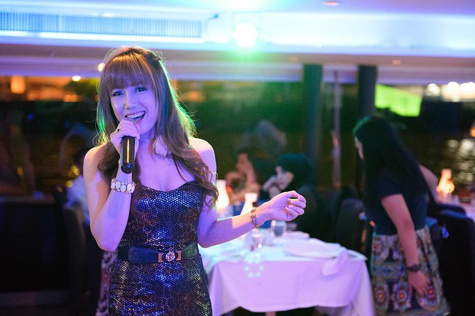 Bangkok: 2-Hour Dinner Cruise on the Chao Phraya Princess - The Main Event: 2 Hours Aboard the Chao Phraya Princess