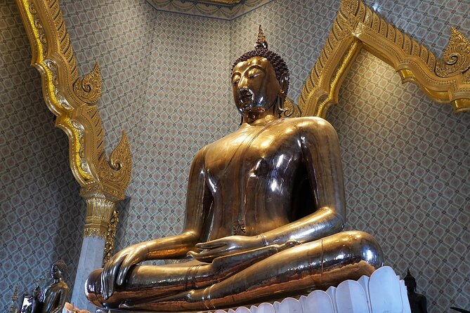Bangkok 3 Temple Walking Tour: Wat Arun, Wat Pho, Wat Traimit - Price and Value: Is $162.80 Worth It?