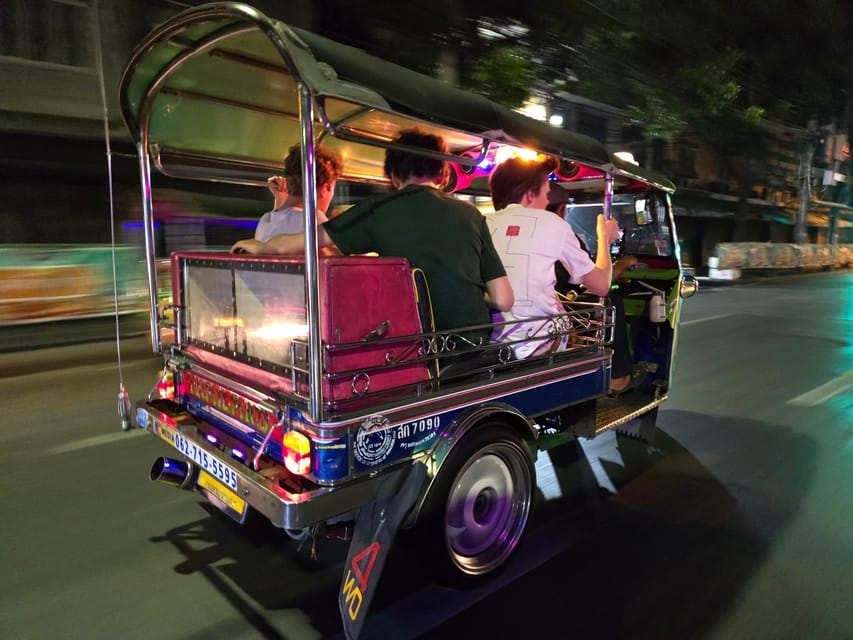 Bangkok: A 4 Hours Tuk Tuk Sightseeing Tour Iconic Landmarks - Getting oriented fast: BTS Saphan Taksin to ferry access