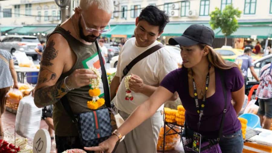 Bangkok Adventure Tuk Tuk Food Tour - First Stop: Where the Tour Starts and How the Night Gets Rolling