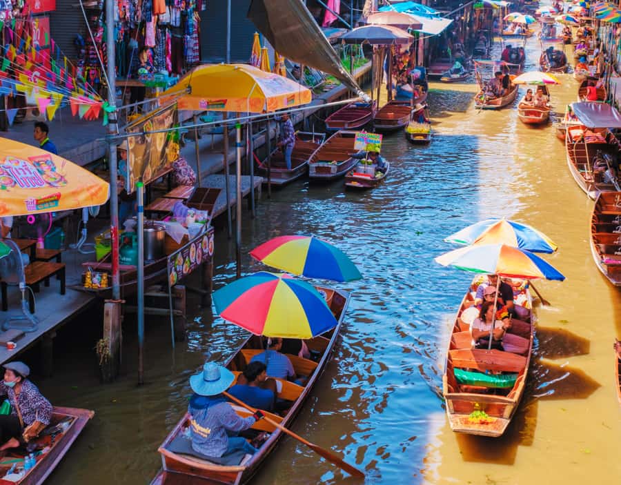 Bangkok: Amphawa Floating & Railway Markets Guided Day Tour - Price and Value: What You’re Really Paying For at $335