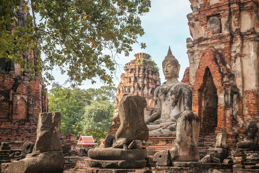 Bangkok: Ayutthaya & Lopburi Monkey Temple Private Day Trip - Wat Phra Si Sanphet: reading Ayutthaya’s royal story in ruins
