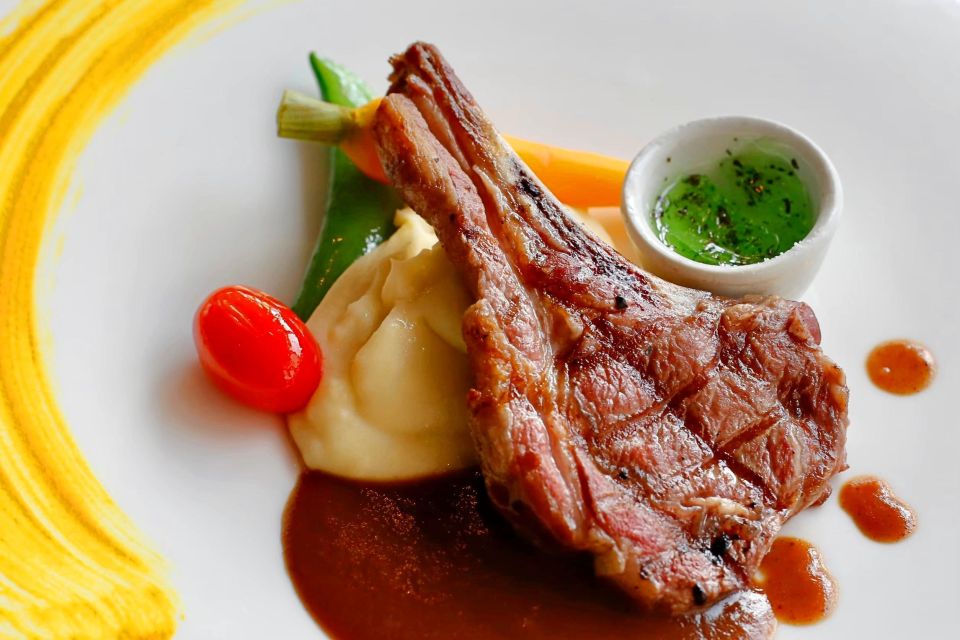 Bangkok: Baiyoke Observation Deck Ticket with Buffet Meal - What You’ll See Up Top: 77 Floors vs 84 Floors