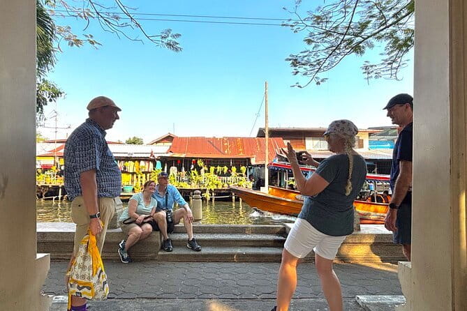 Bangkok: Bike and Longtail Boat Tour with Lunch - Talad Phlu start: Chinese-Thai street life in one of Bangkok’s food neighborhoods