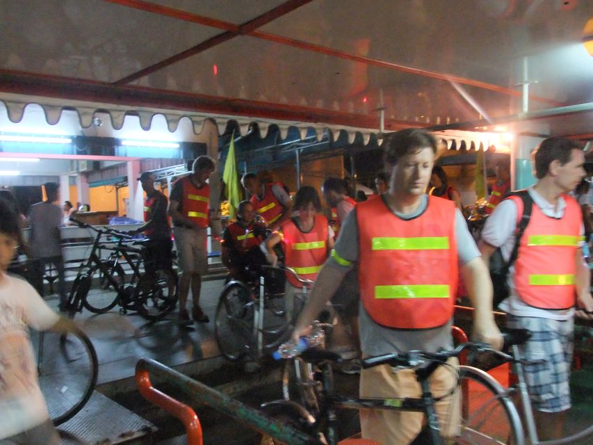 Bangkok by Night Cycling Tour with Street-food Meal - Price and value: why $45 can be fair here
