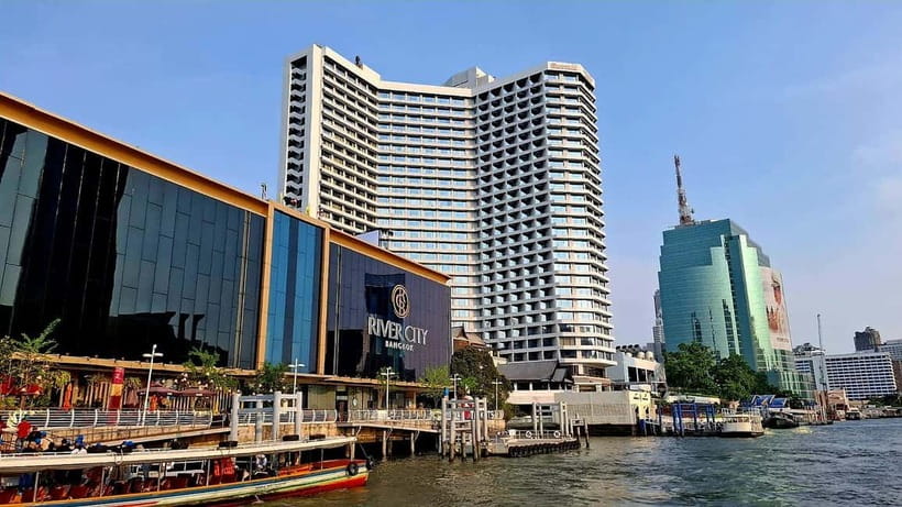 Bangkok: Chao Phraya Booze Cruise With Unlimited Drinks - Should you book the Bangkok Chao Phraya booze cruise?