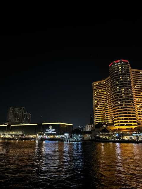 Bangkok: Chao Phraya River Cruise with Indian Buffet Dinner - Final verdict: should you book this Chao Phraya dinner cruise?