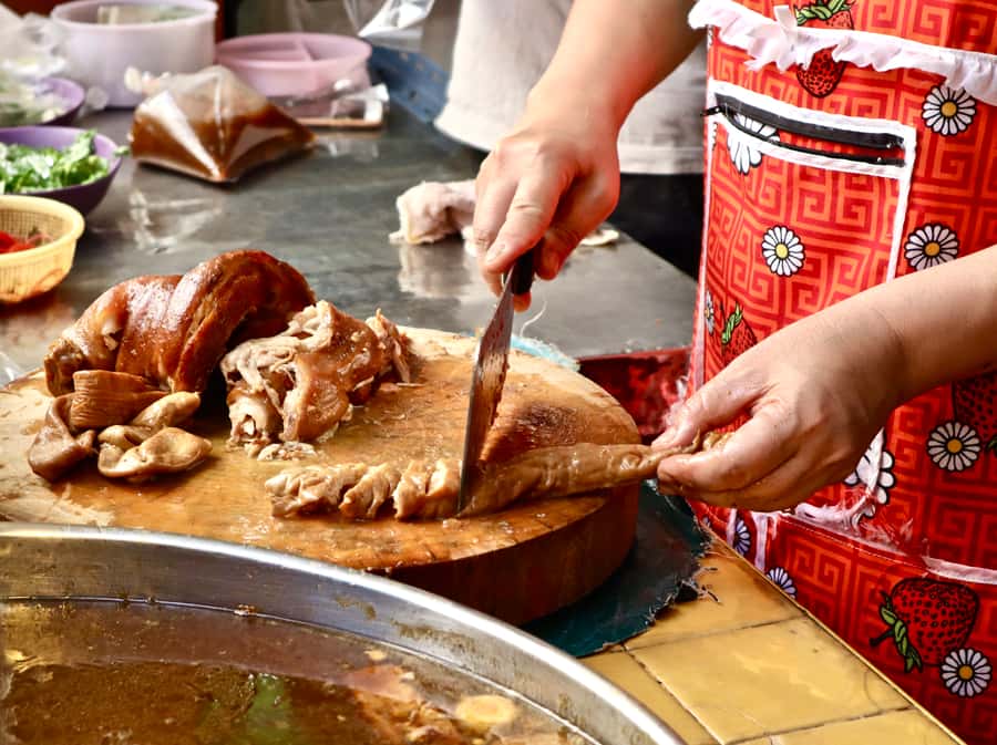Bangkok: Chinatown Street Food Tour with 8+ Local Dishes - Price and value: is $73 worth it for Bangkok street food?